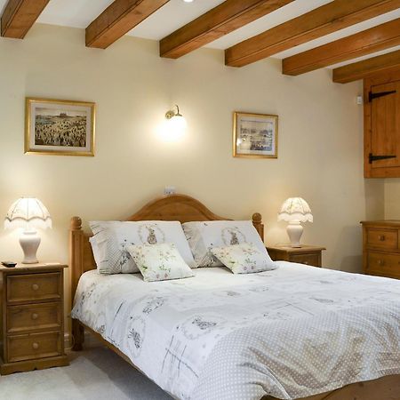 Walled Garden Lodge Ryehill Extérieur photo