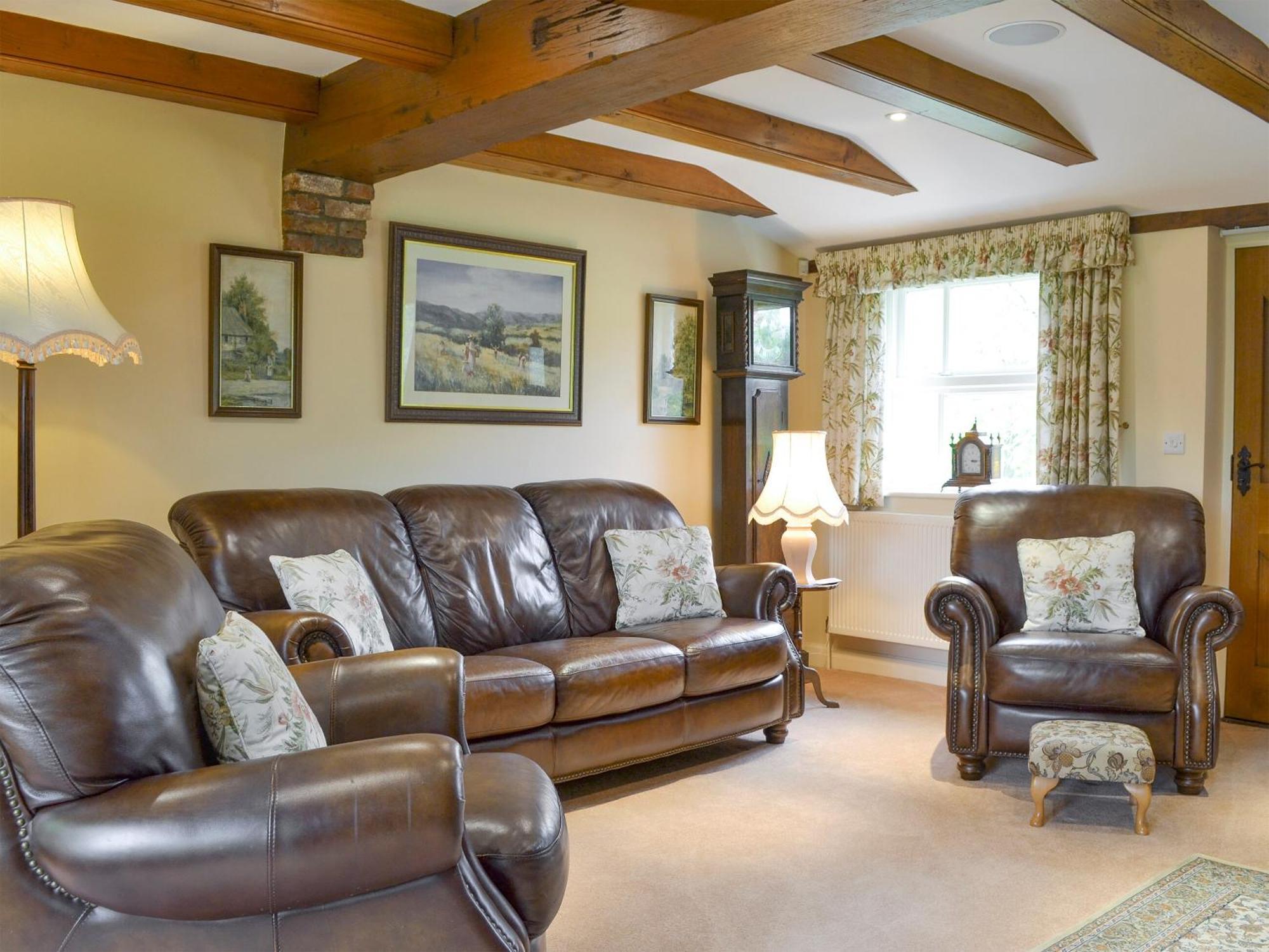 Walled Garden Lodge Ryehill Extérieur photo
